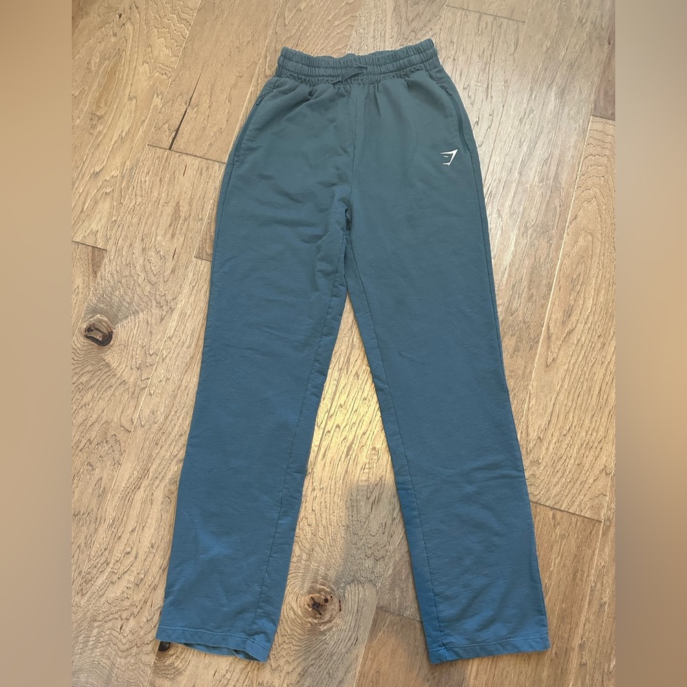 Gymshark Women’s Straight Leg Joggers Medium